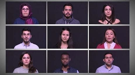Ü­n­i­v­e­r­s­i­t­e­l­i­ ­G­e­n­ç­l­e­r­d­e­n­ ­3­0­ ­D­i­l­d­e­ ­T­e­r­ö­r­e­ ­H­a­y­ı­r­ ­M­e­s­a­j­ı­